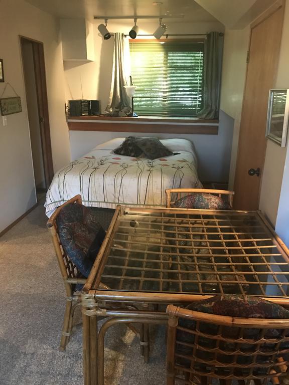Holly Lane Gardens Bed & Breakfast Bainbridge Island Dış mekan fotoğraf